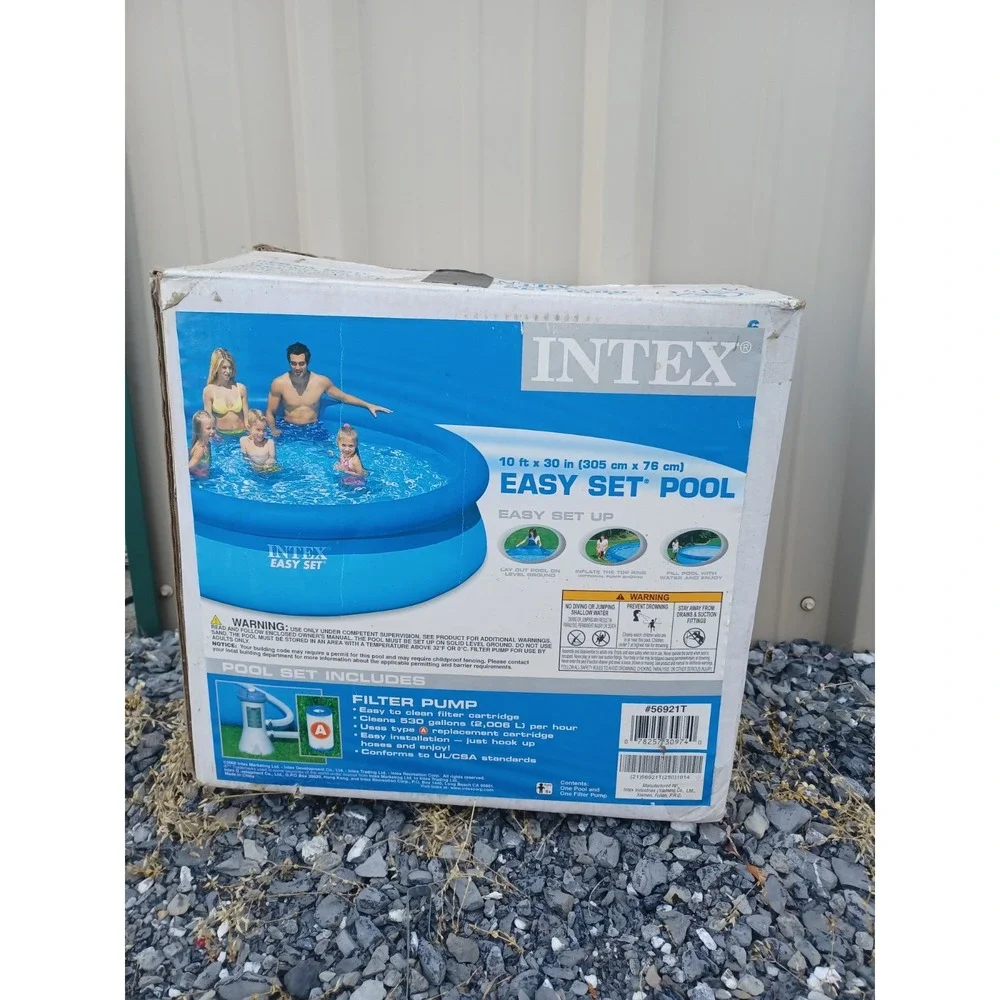10 Foot Easy Set Pool with Pump and Filter INTEX 10' x 30